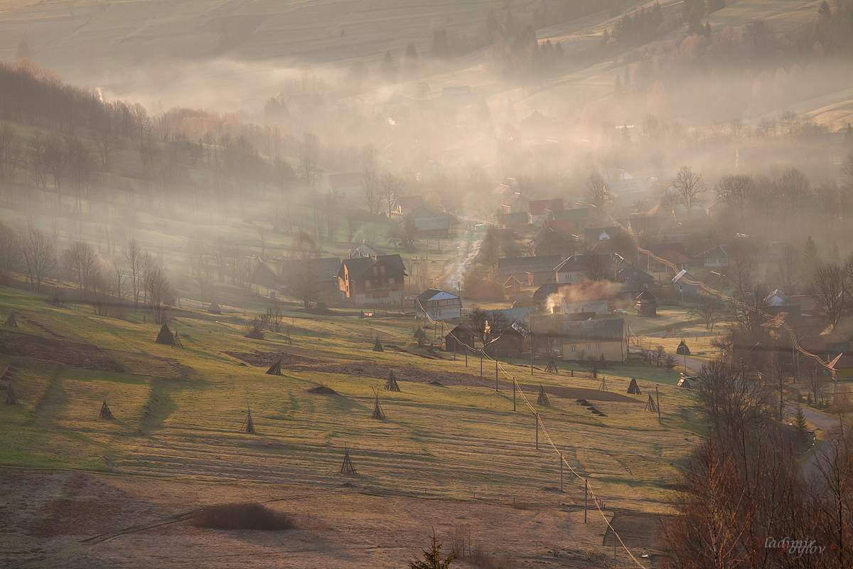 Фото деревня в тумане