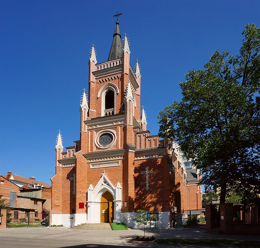 Фото католических храмов в россии