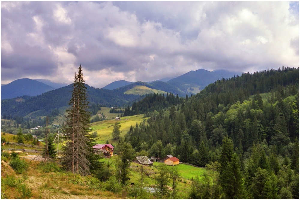 Карпаты Верховина село Красник