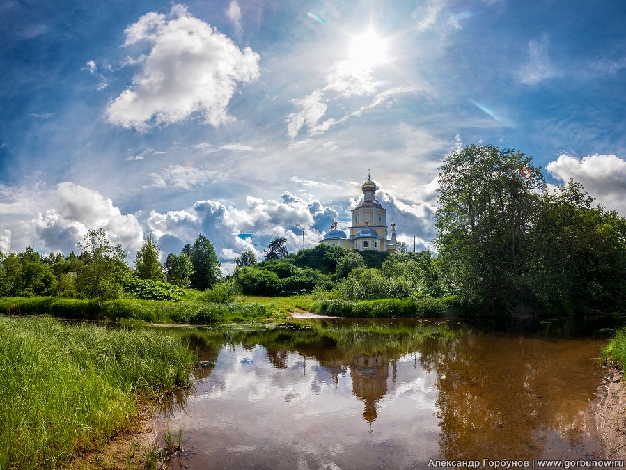 Храмы россии летом