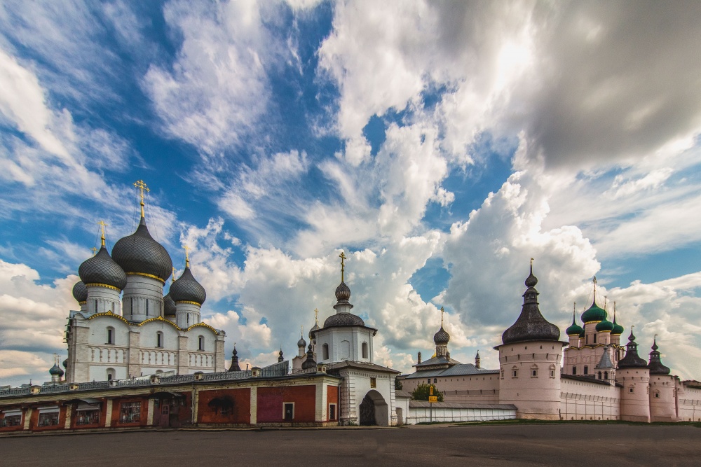 Соборная площадь ростов великий фото