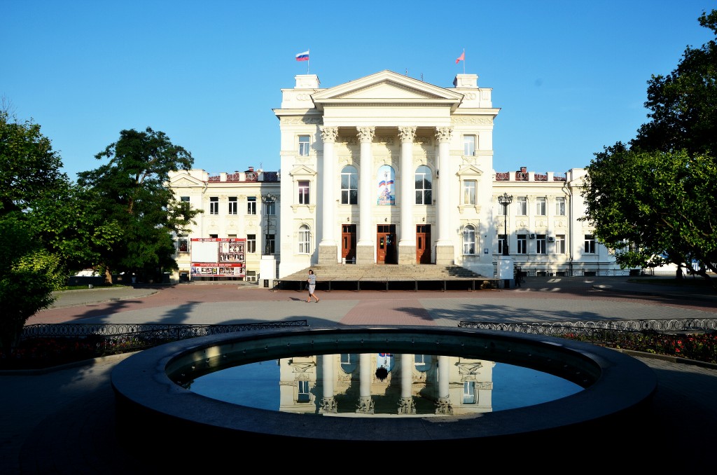 Дворец пионеров севастополь фото