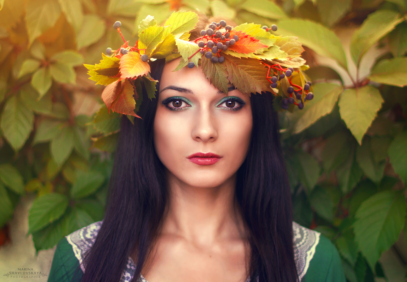 Главная роль осень. Осенний макияж. Осенний макияж для фотосессии. Осенний портрет. Девушка осень.