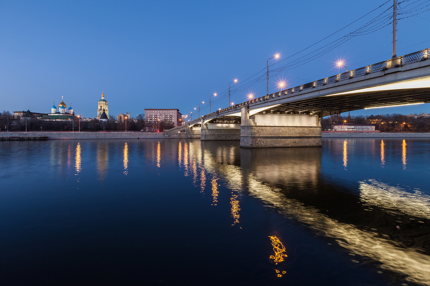 новоспасский мост в москве