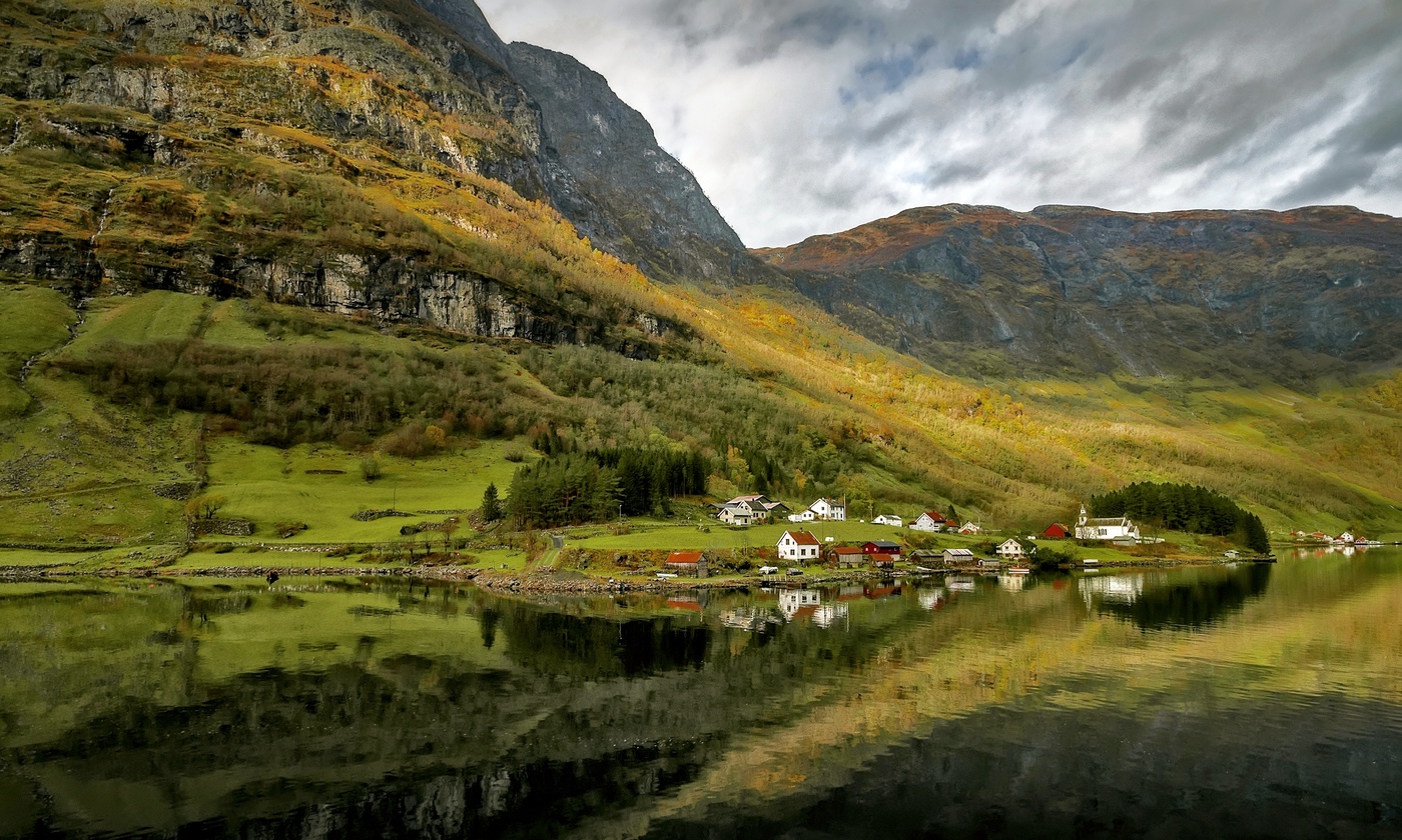 Норвегия фьорды осень