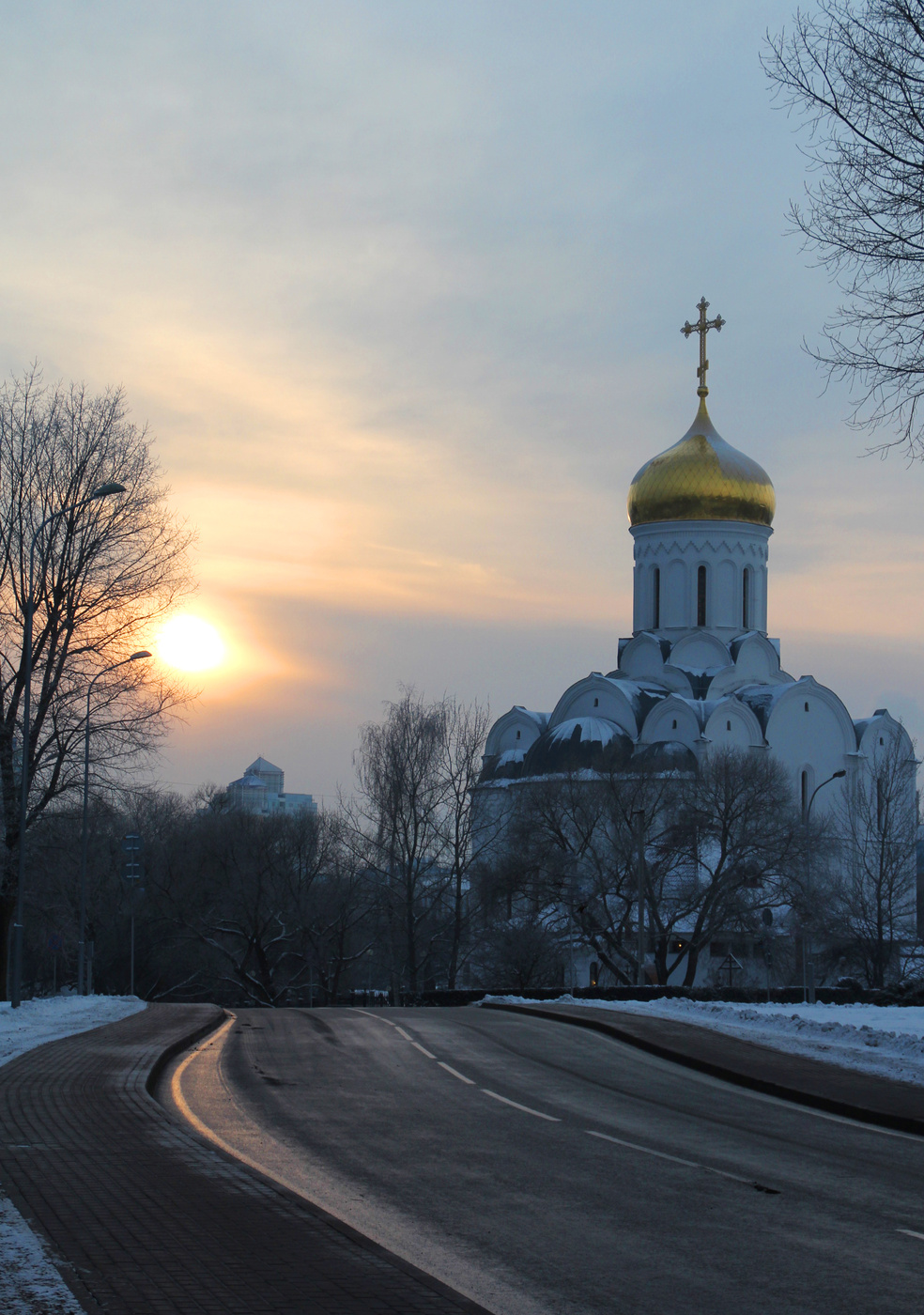 Храм вечер зима. Церковь зимой. Храм зима. Православный храм зима. Церквушка зимой.