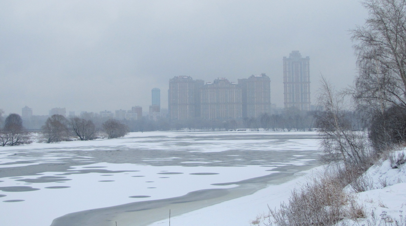 Река москва зимой фото