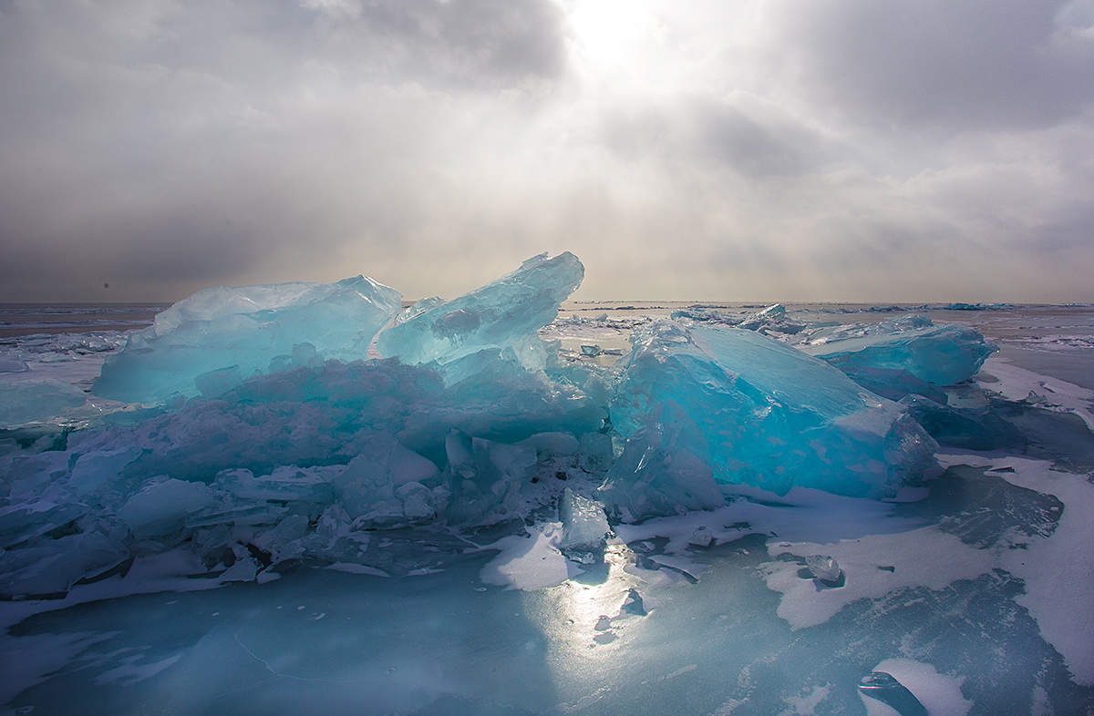 Большое Голоустное Байкал лед