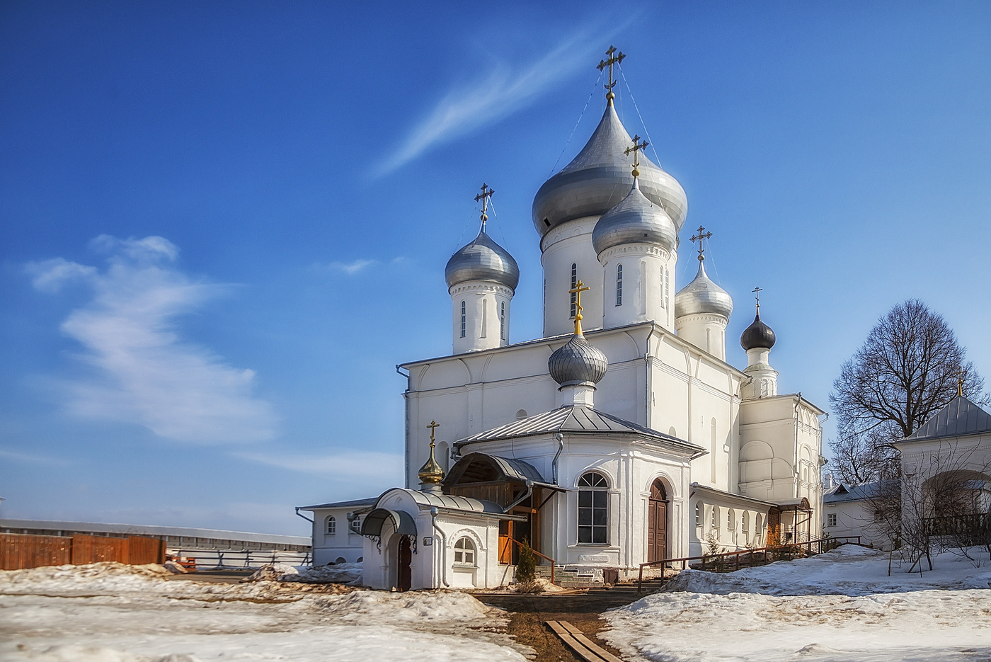 Никитский мужской монастырь Переславль Залесский колокольня