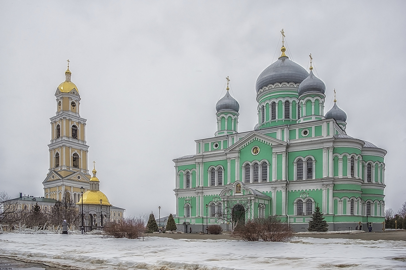 Храмы дивеевского монастыря фото названия