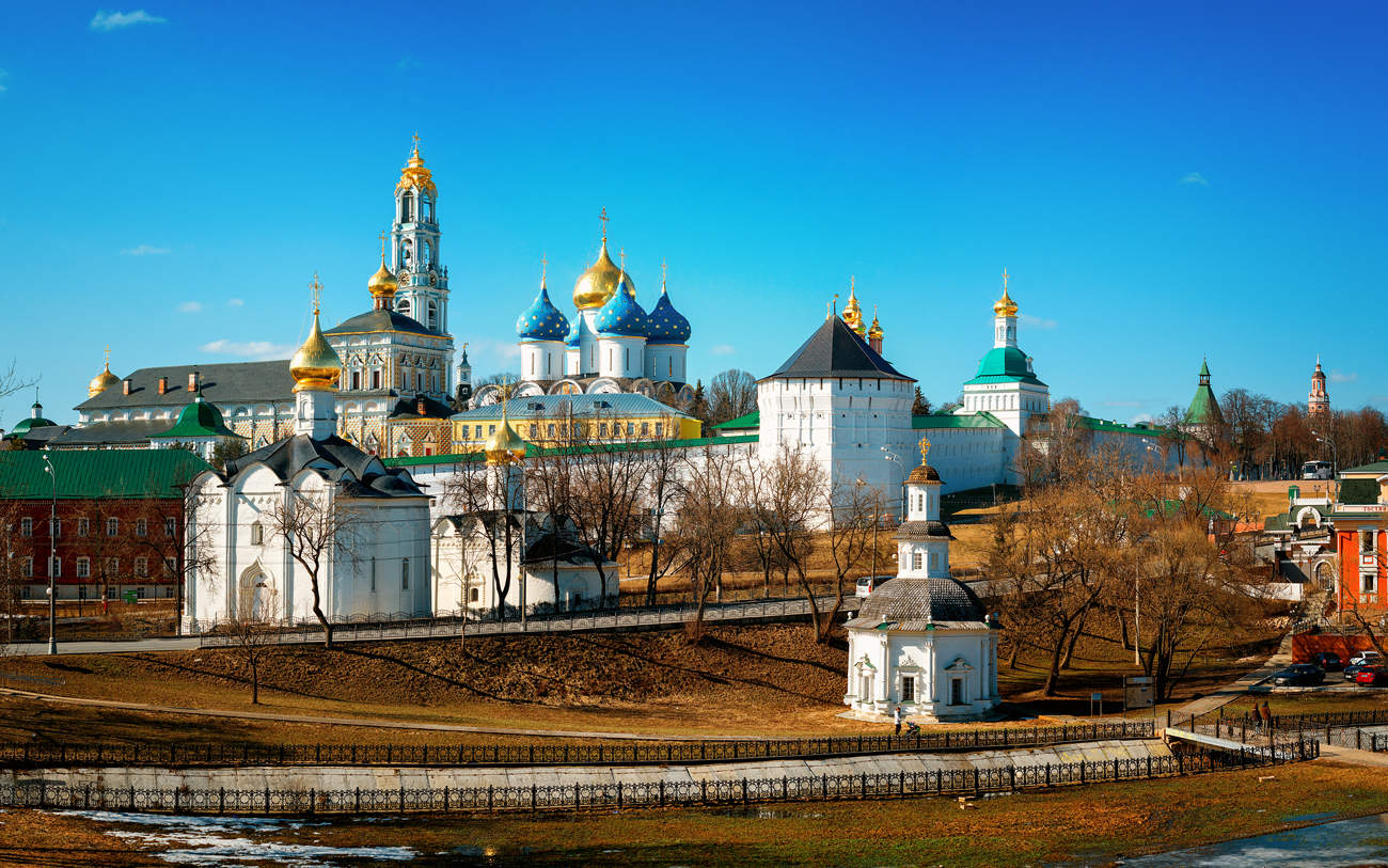 Лавра фото. Монастырь Троице-Сергиева Лавра. Троицко Сергиева Лавра Сергиев Посад. Монастырь Троице Сергиева Лавра в городе Сергиев Посад. Троицко Сергеевская Лавра.