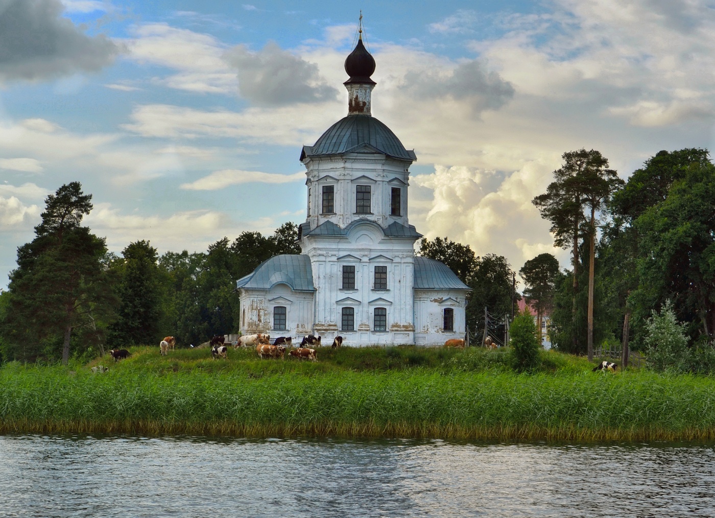 храм на селигере