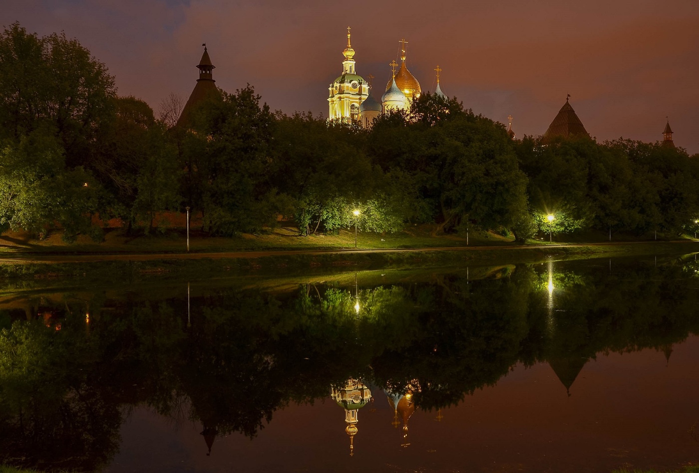 Новоспасский пруд в москве фото