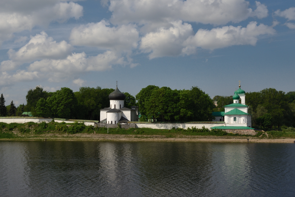 Ансамбль Мирожского монастыря