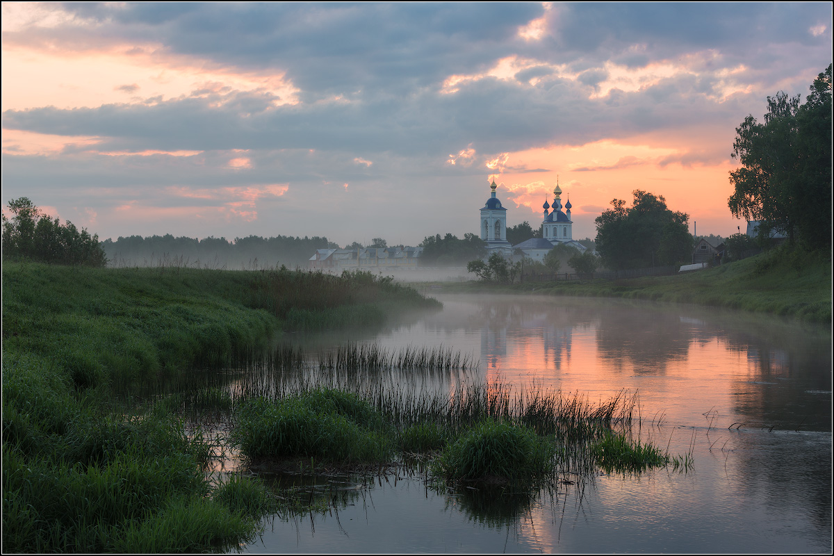 Ивановская область храм на берегу реки
