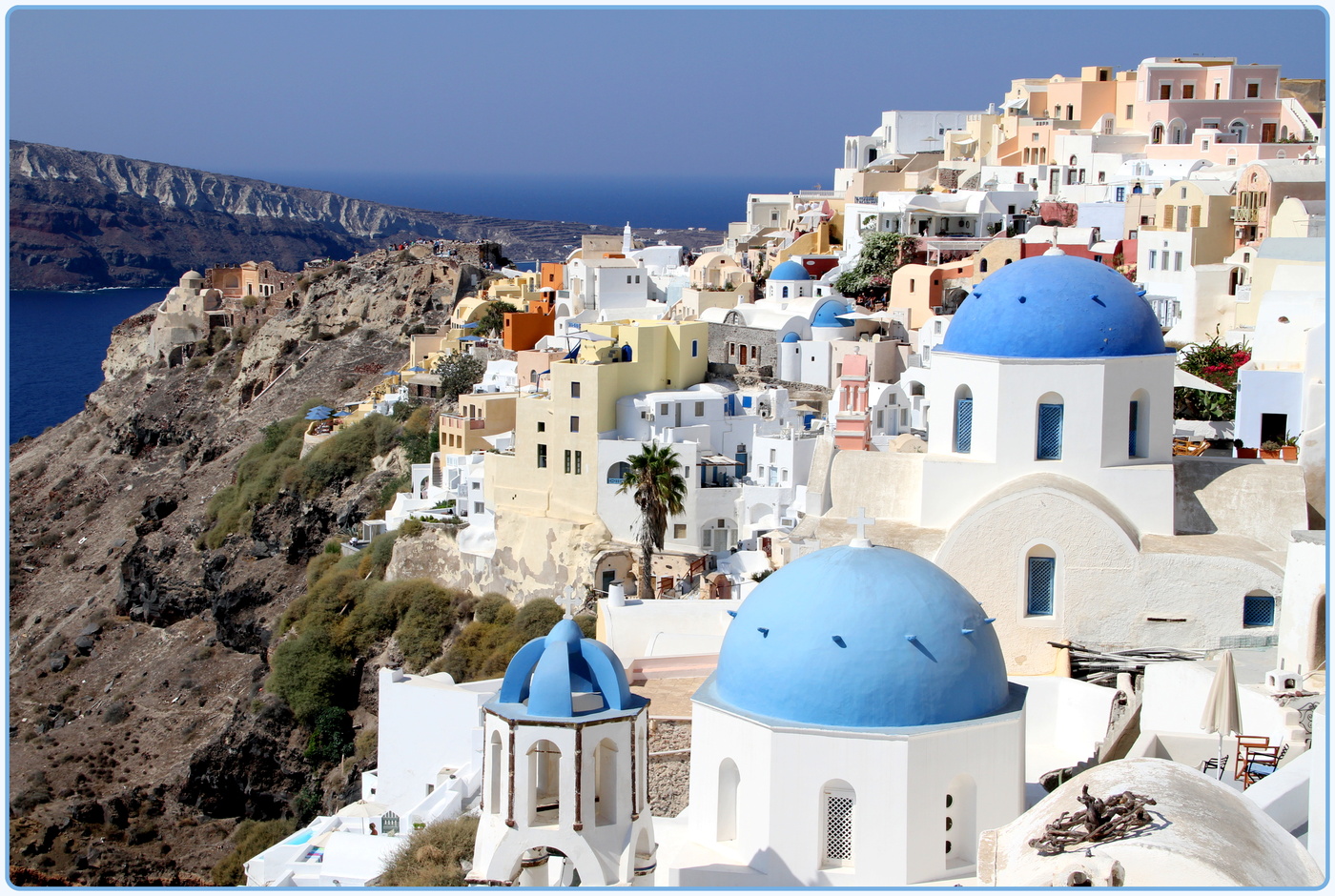 Santorini греция. Греческий остров санторини. Фотообои вечерний санторини. Остров санторини греция фото. Греческий остров санторини.