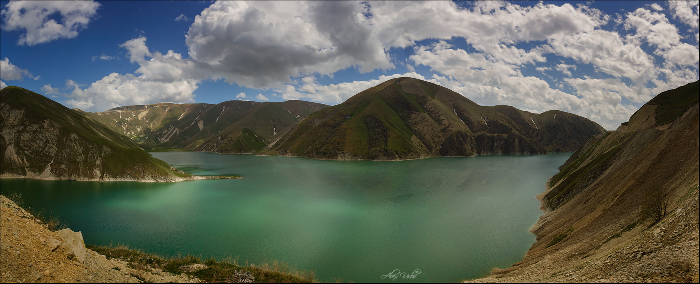 Горное озеро в Чечне