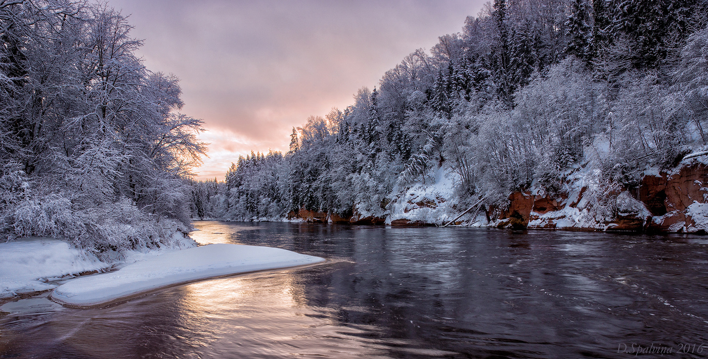 Холодная река. Cold River.