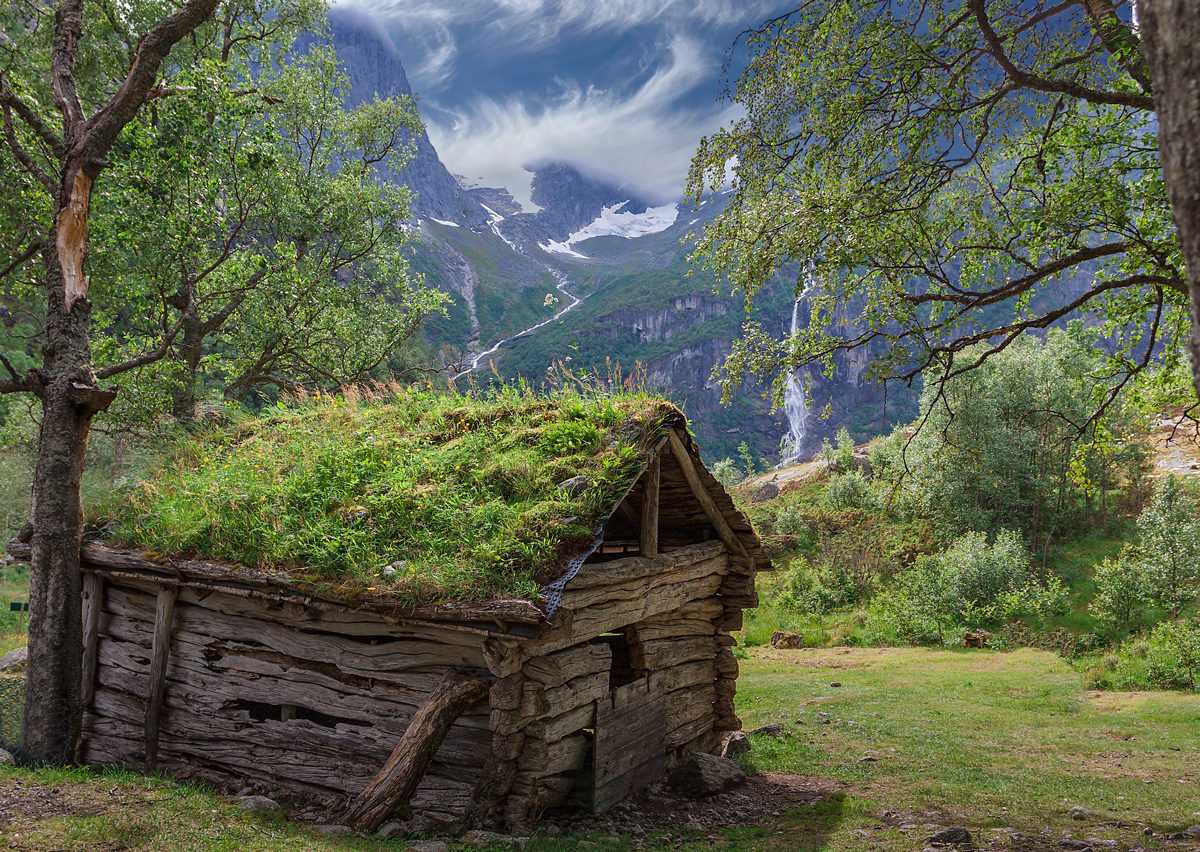 Домик для сада на камнях. Декоративные домики для сада из камней. Долина муми троллей в финляндии. Муми тролли дом. Домики троллей в норвегии.
