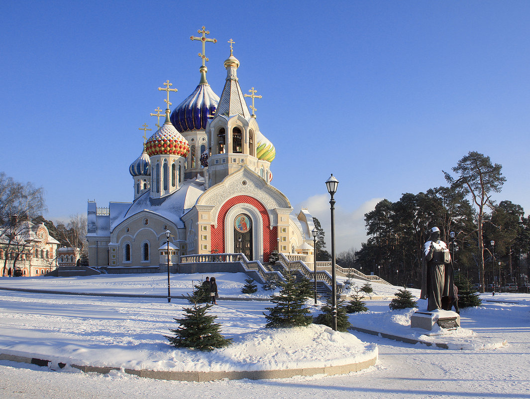 Храм Игоря Черниговского в Переделкино зима