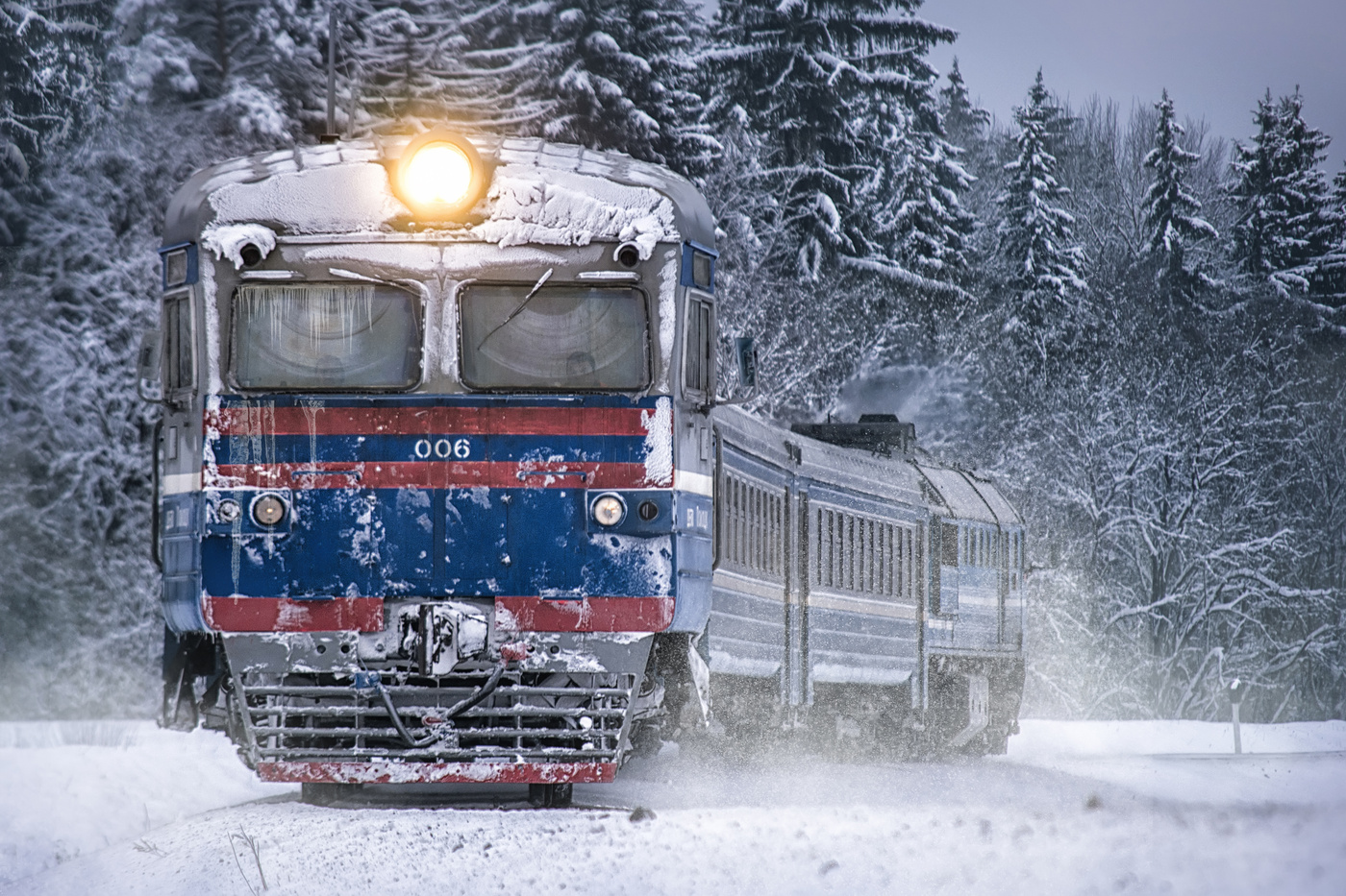 Поезд зимой