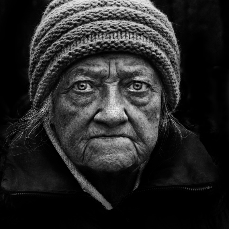 Блокадница. Старейшая блокадница. Блокадница. Женщина которой 102 года блокадница. Блокадница бабушка и радио фото.