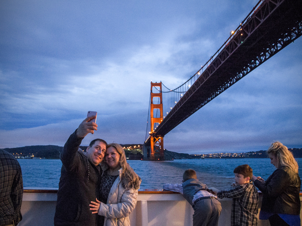 Плывём под мост / Знаменитый мост Golden Gate в Сан Франциско. 