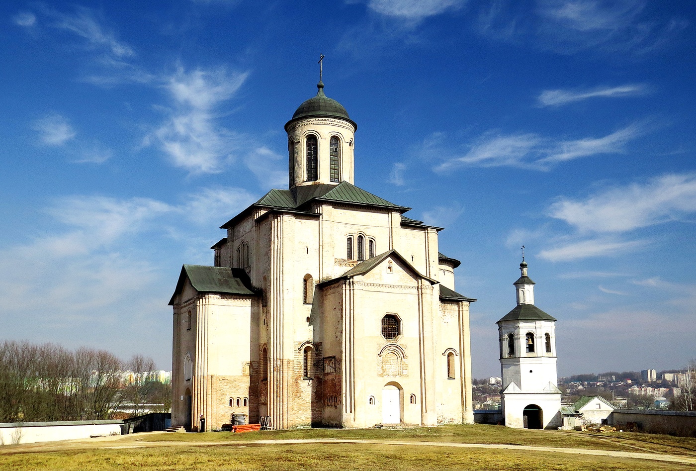 храм архангела михаила смоленск