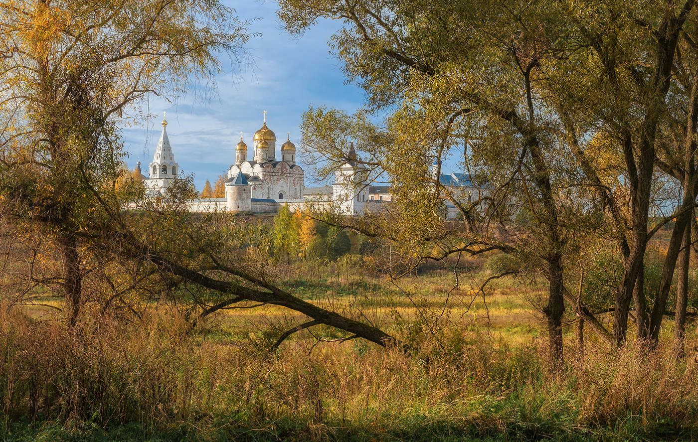 Можайский монастырь фото