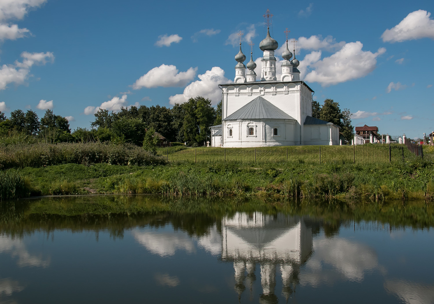 Свято Покровский женский монастырь города Суздаля