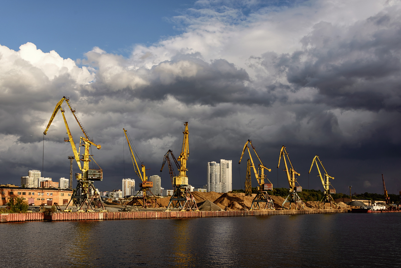 речной порт в москве