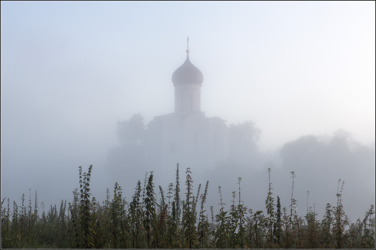 Россия храмы туманное утро