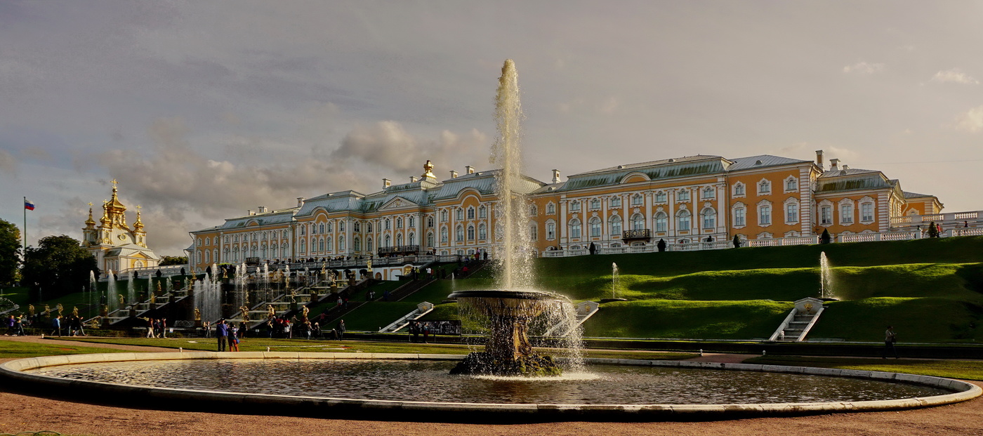 царский дворец петергоф