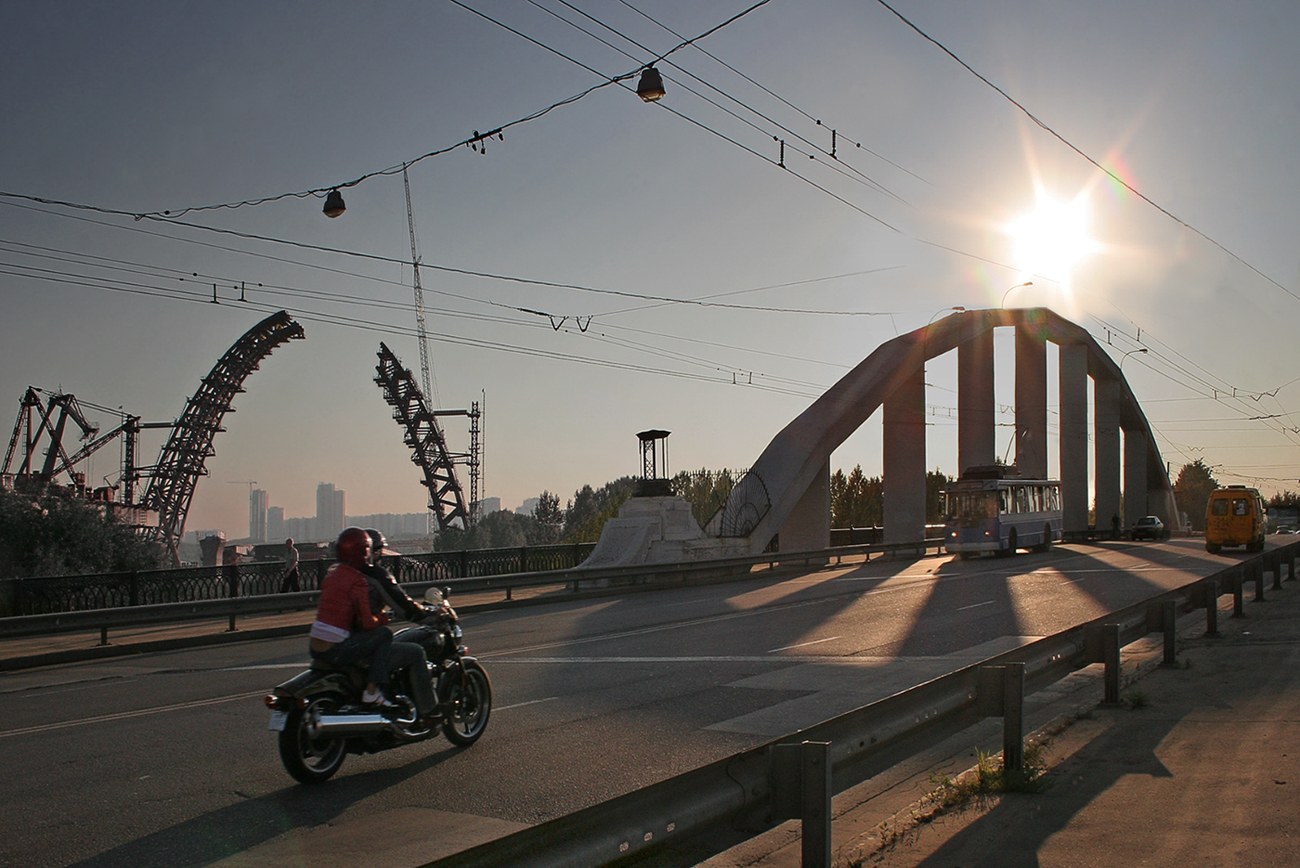 Старый мост серебряный Бор Москва