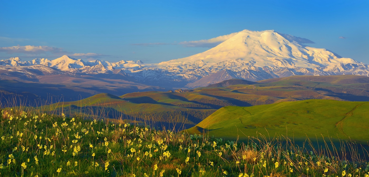 панорама кавказских гор