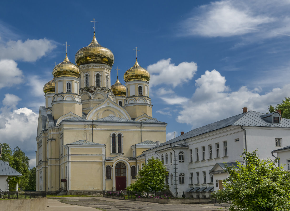 Вышний волочёк Казанский монастырь собор Казанской