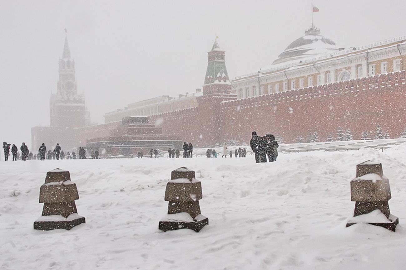 Снегопад на красной площади