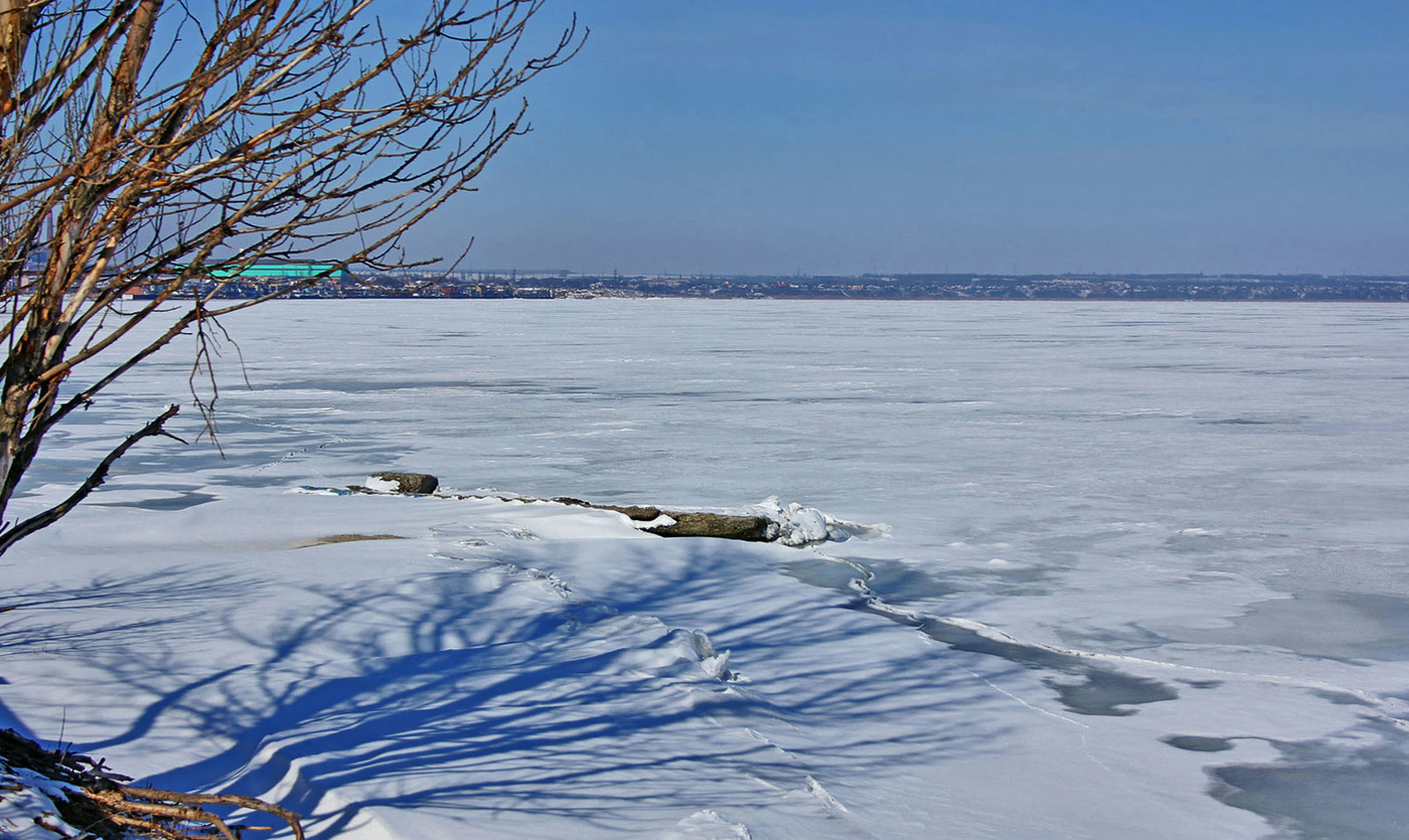 Море в феврале куда