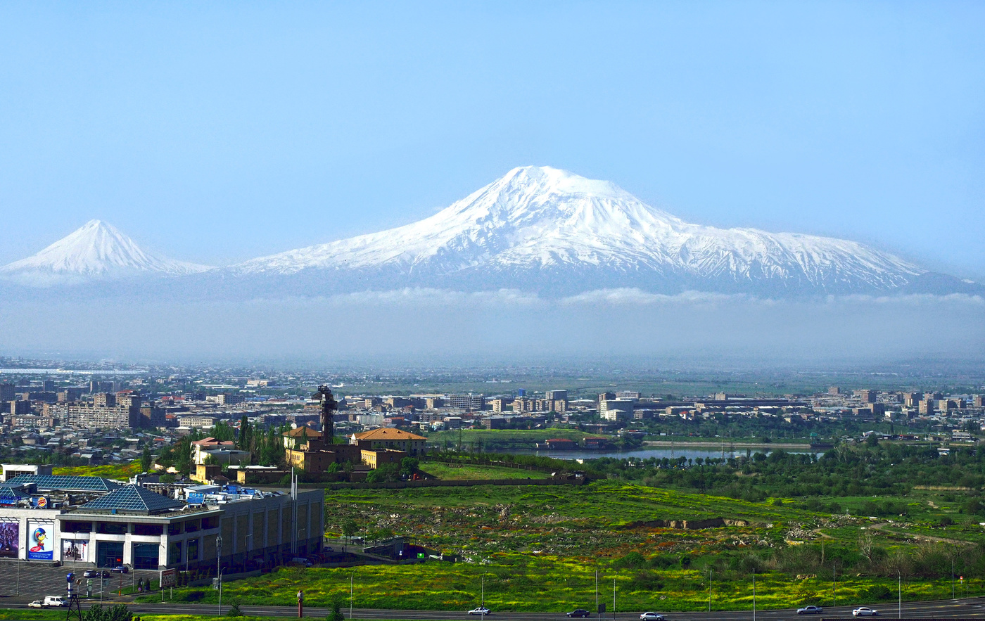 Арарат (город, Армения)