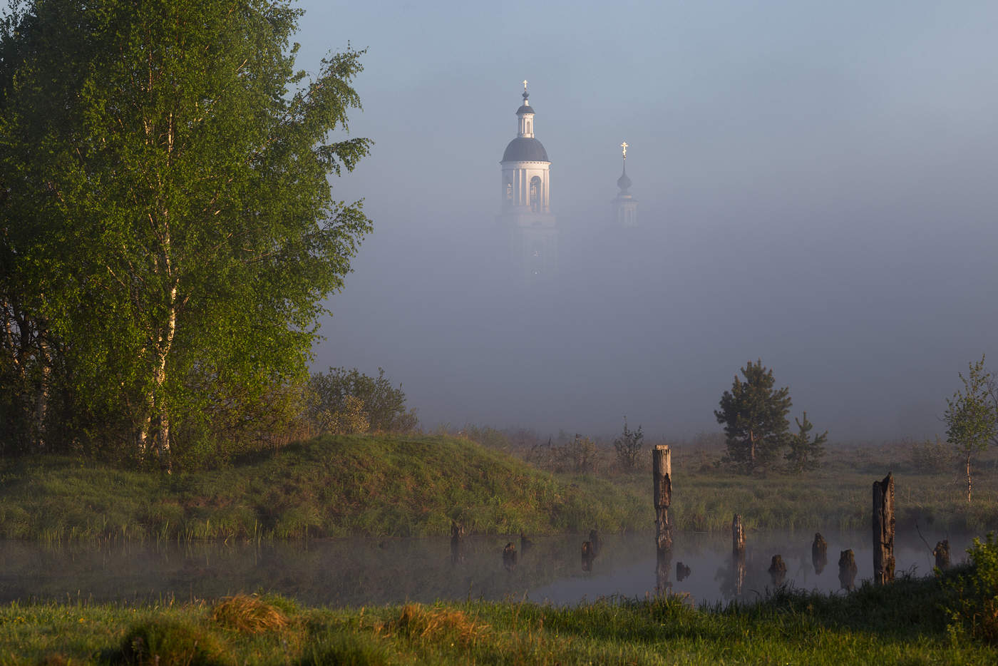 Русь природа православный храм туманное утро