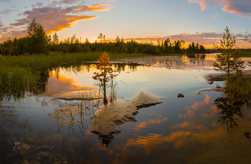 Осенняя река Карелия