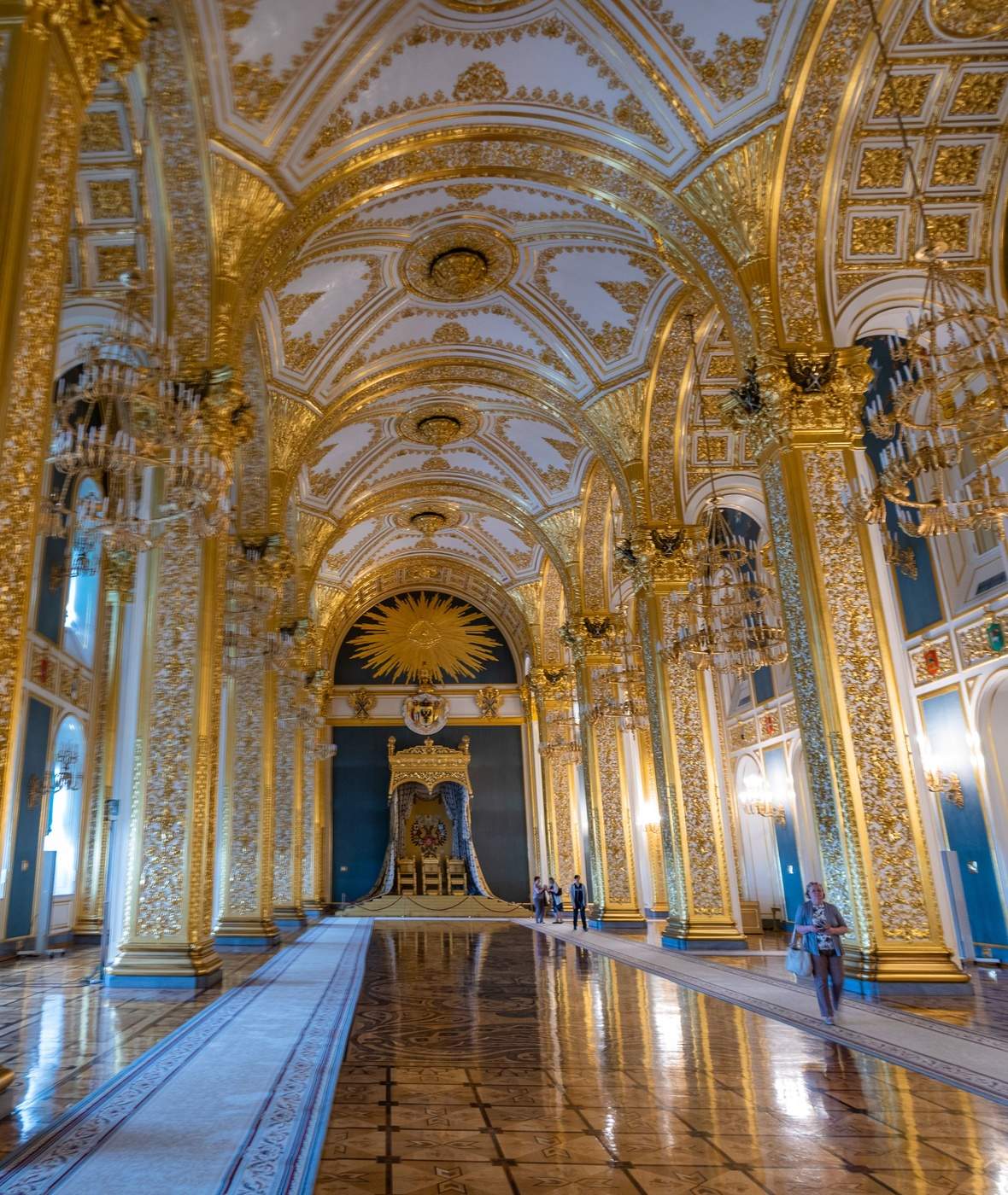 большой кремлевский дворец внутри