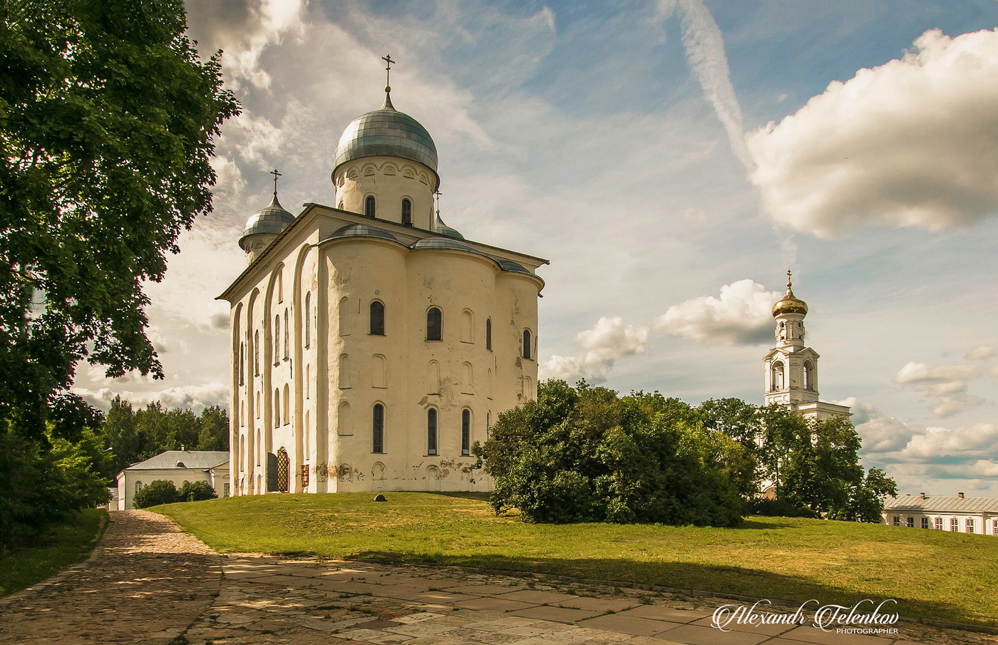 Юрьев монастырь великий новгород фото