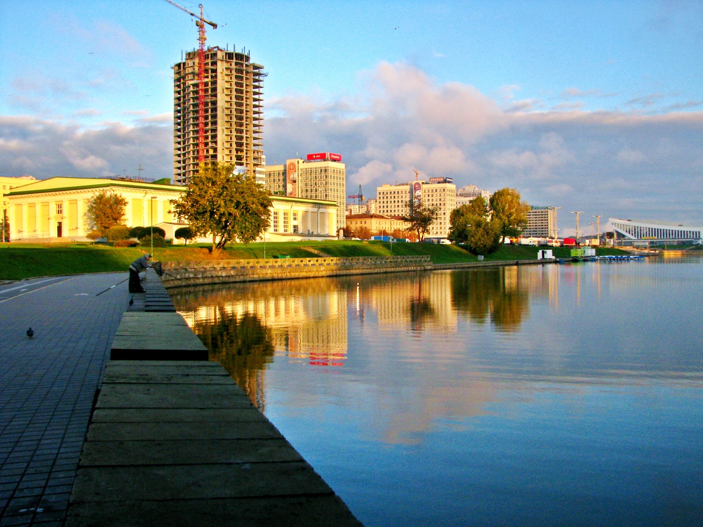 Минск набережная реки Свислочь