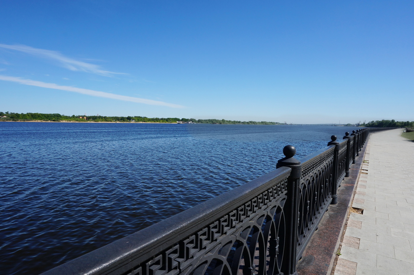 Река Волга Ярославль