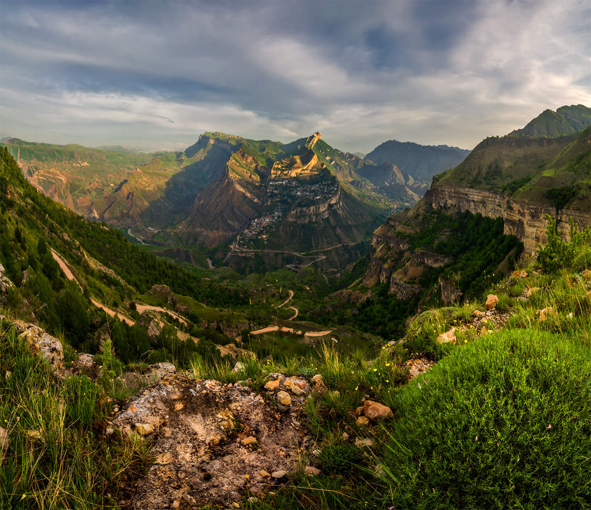 Гора Гуниб в Дагестане