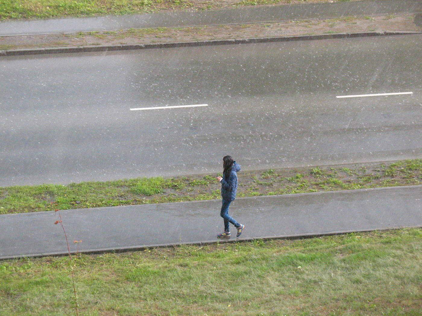 и опять дождь приколы. в деревне гадюкино дожди. опять дождь картинки с над. сегодня опять идет дождь. идет дождь.