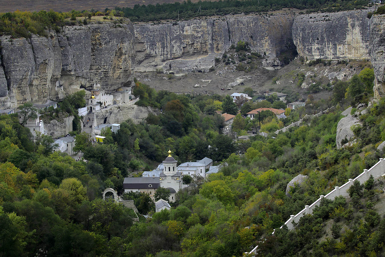 Ущелье Марьям-дере монастырь