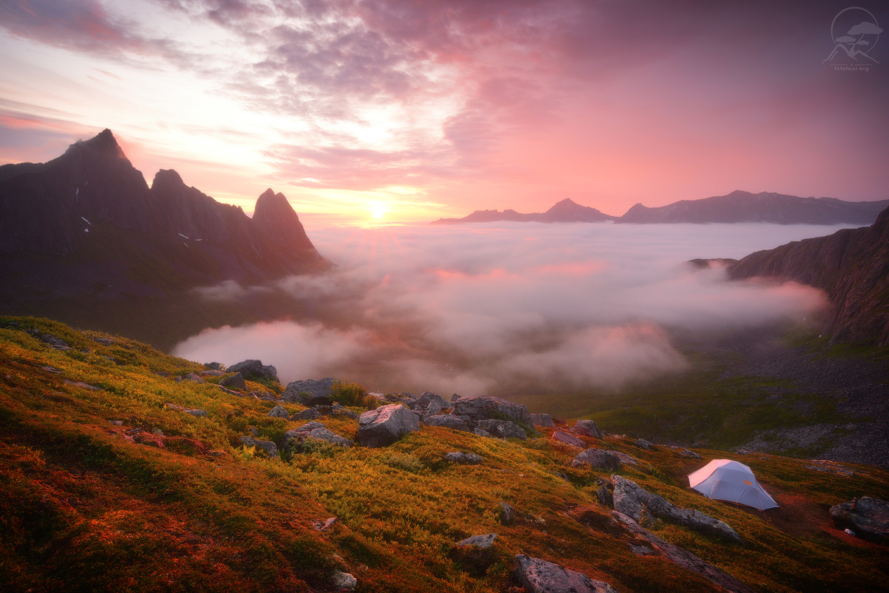Норвегия горы туман