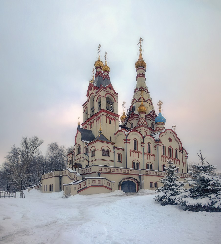 Церковь в Долгопрудном на Лихачевском шоссе